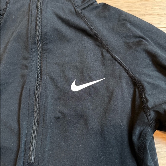 Nike Dri-FIT 1/2-Zip Black Running Top - Picture 3 of 6